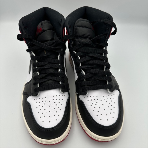 Nike Air Jordan 1 Retro High OG White Black Varsity Red DZ5485-106 Men’s Size 8 - Picture 5 of 9
